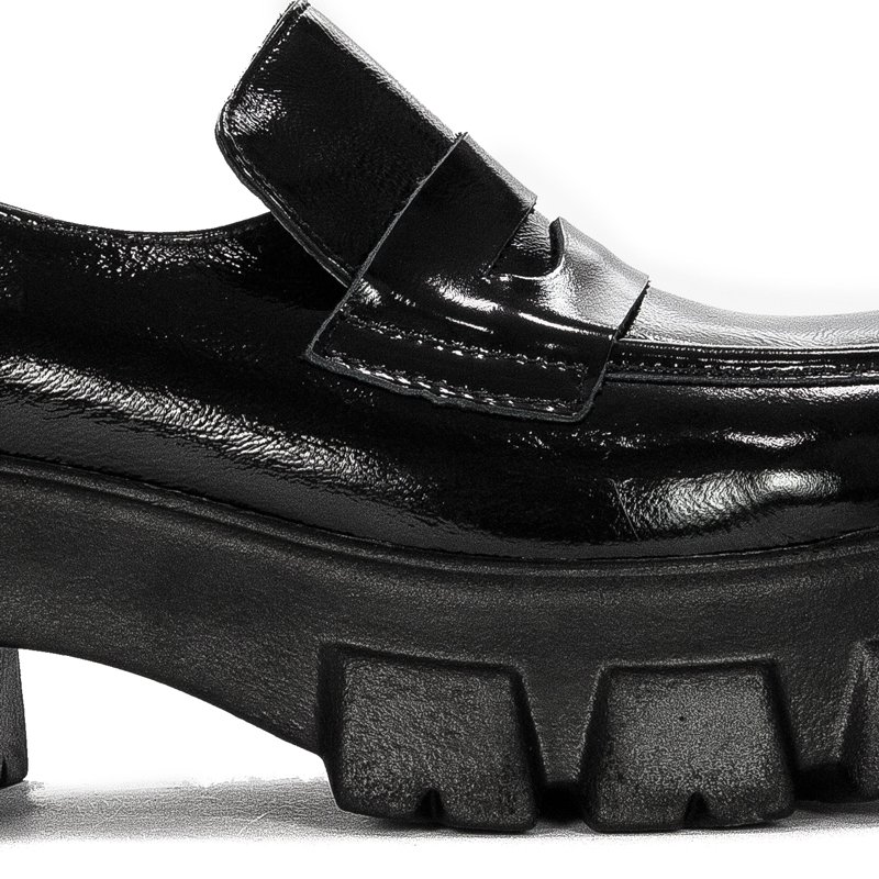 Venezia Women's shoes, loafers, leather lacquer Black