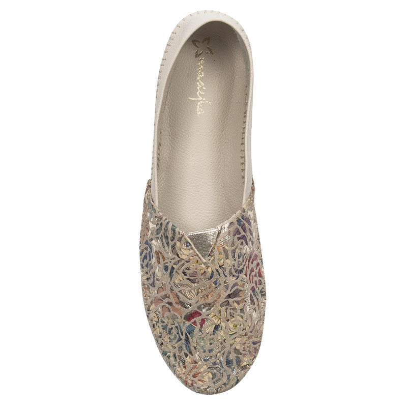 Maciejka women’s leather laser-cut loafers floral beige 1930B-04/00-0