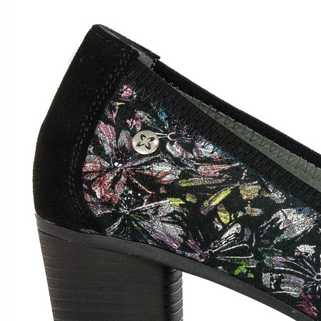 Maciejka 03763-43-00-5 Black Flowers Pumps
