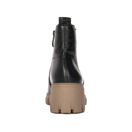 Tamaris Black Comb Leather Boots