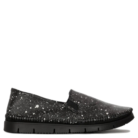 Maciejka Black & White Low Shoes