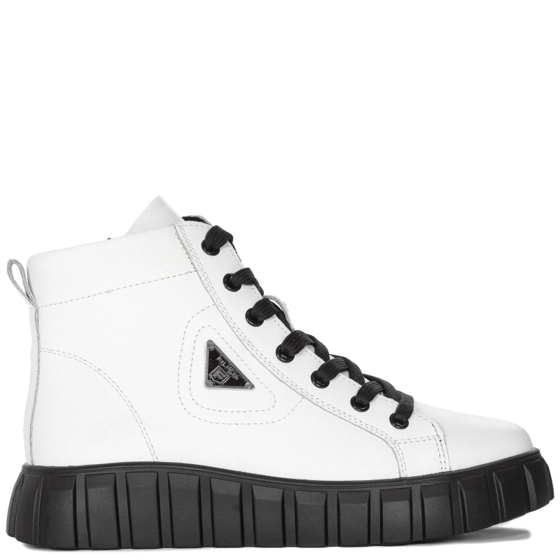 Filippo Ankle boots for women on a white platform