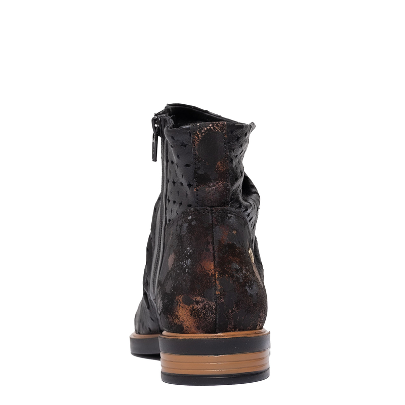 Maciejka Leather Embossed Ruched Ankle Boots Side-Zip Black 05922-01/00-5