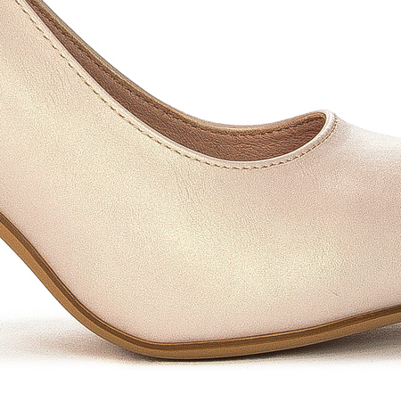 Sergio Leone Beige Pearl Pumps