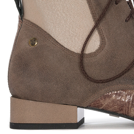 Maciejka Light Brown women's Lace-Up Boots