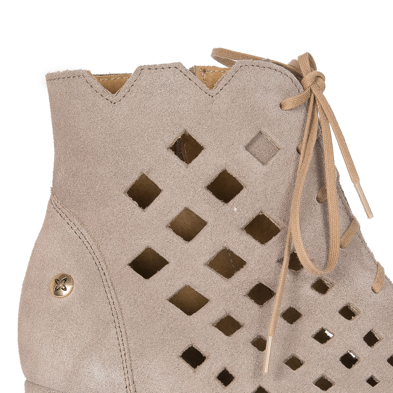 Maciejka Dark Beige Women's Lace-Up Boots