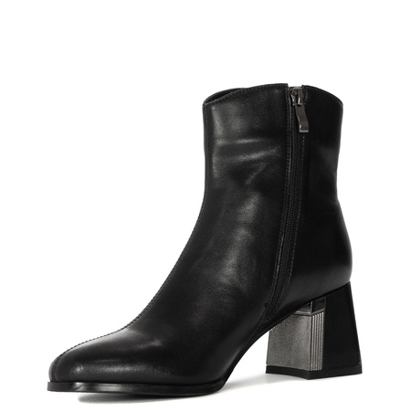 Maciejka Leather Heeled Ankle Boots Geometric Block Heel Black K7203-01/00-8