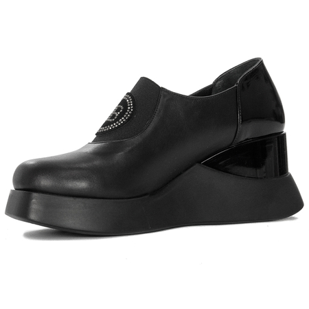Leather Boccato boots on the Black platform