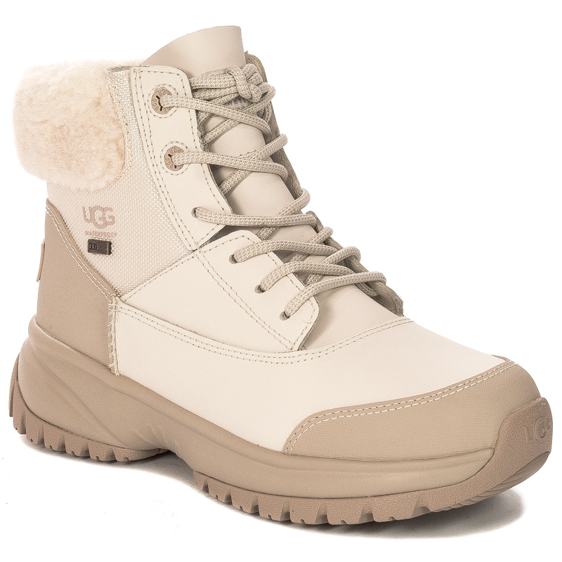 UGG W Yose Fluff V2 White Pine 1130901 WHP