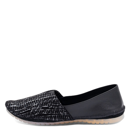 Maciejka Textured Slip-on Leather Shoes Black 1930W-48/00-0