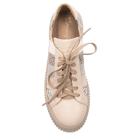 Maciejka Women's Beige Flat Shoes