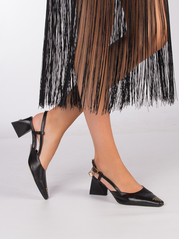Opra Chieri Black