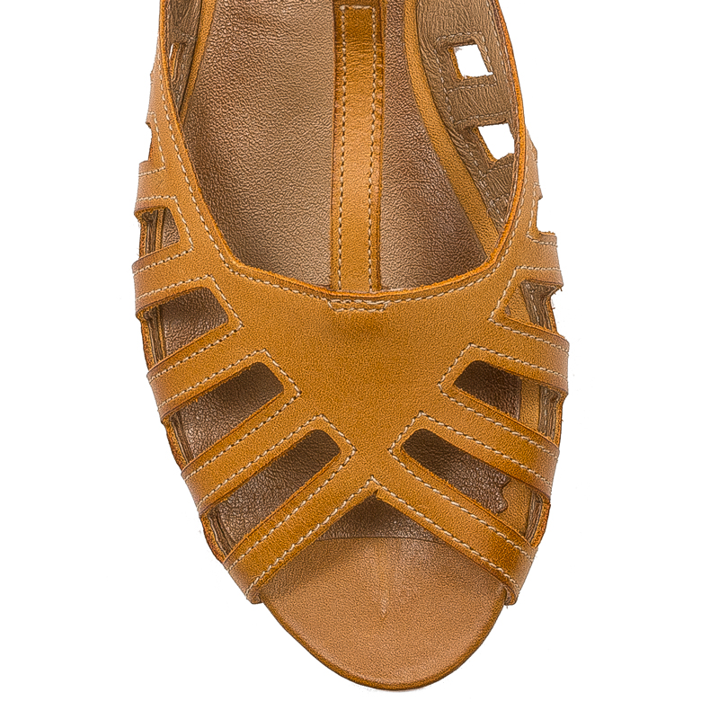 Maciejka women's orange Sandals