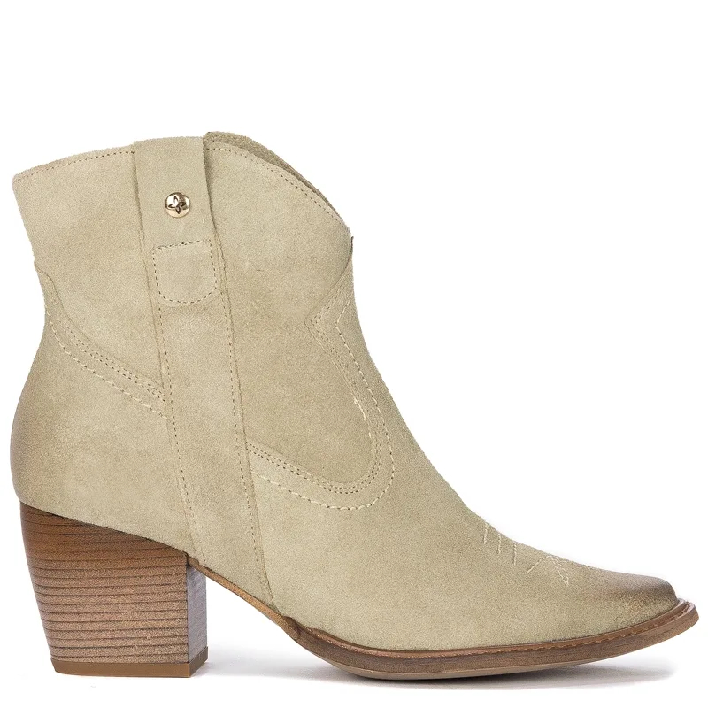 Maciejka pistachio velor Women's Boots
