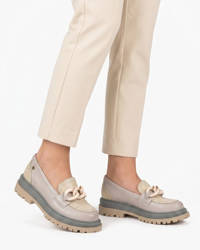 Maciejka Leather Platform Loafers With Chain Beige 05978-03/00-5