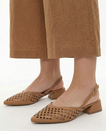Gioseppo Skórzane Ażurowe Czółenka Slingback Na Niskim Obcasie Brązowe 79015-LAGOS-TAN