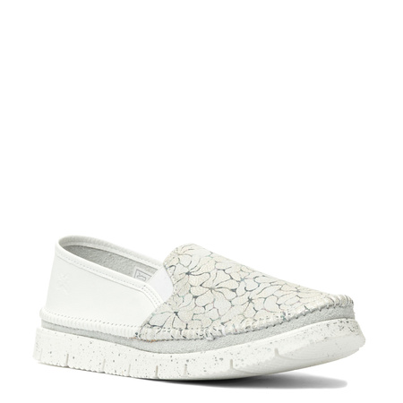 Maciejka Leather Slip-On Loafers Textured Toe White Silver 03512-70/00-0