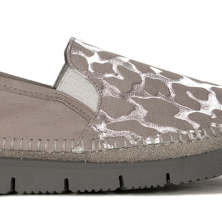Maciejka Beige + Silver Low Shoes