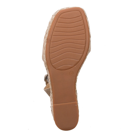 Alma En Pena Beige Sandals V23510