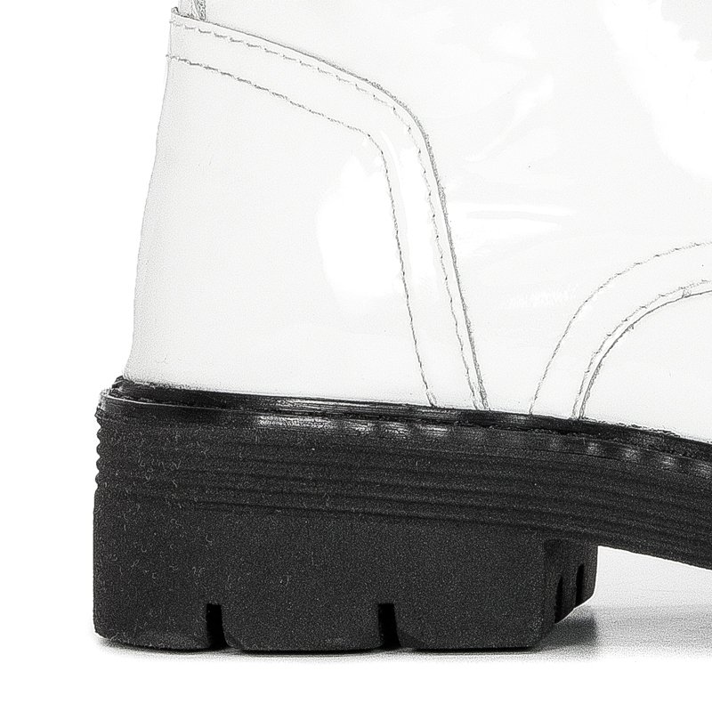 Botki Marco Tozzi 2-25286-27 190 White Pat.Comb skórzane lakierowane Białe