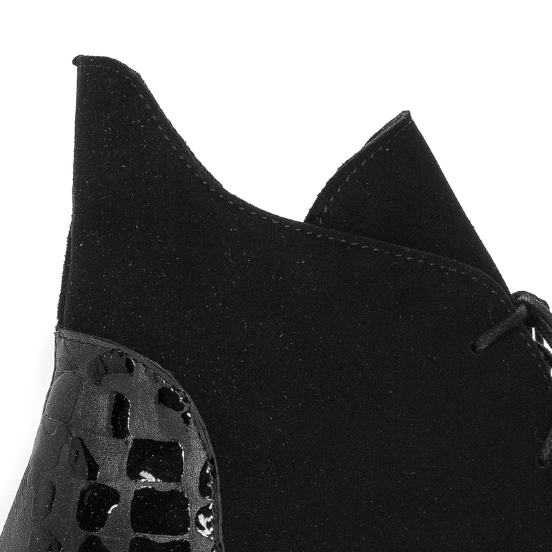 Maciejka Black Women's Lace-Up Boots