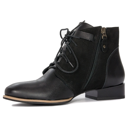 Maciejka 5743A-01/00-7 Black Leather Boots