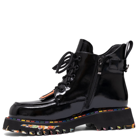 Sokolski Lace-Up Patent Ankle Boots Trzewiki Zip Detail Black CH-Z25-90-BLK-L