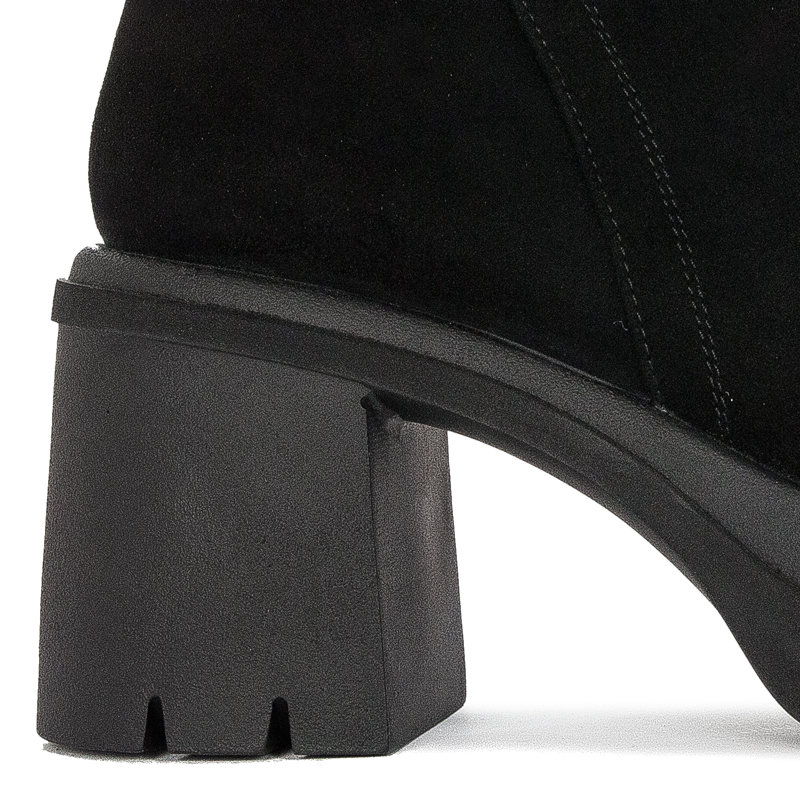 Leather Boccato boots on the Black post