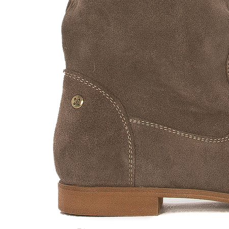Maciejka 05790-01/00-6 Beige Knee-High Boots