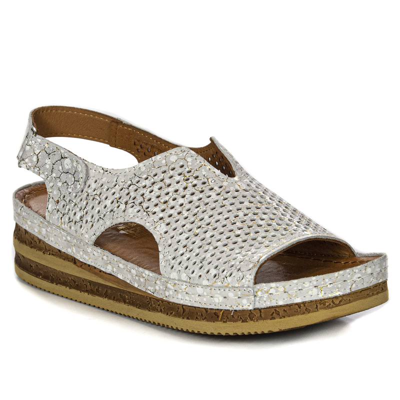 Maciejka Fashionable Leather Wedge Sandals Metallic Silver L4494-35/00-1