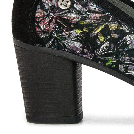 Maciejka 03763-43-00-5 Black Flowers Pumps