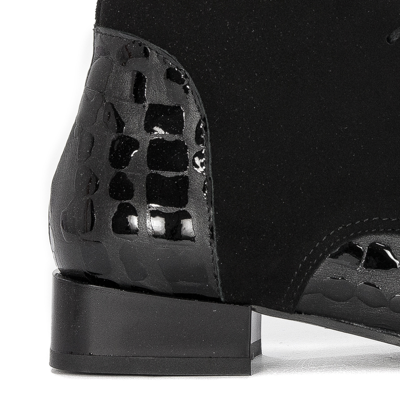Maciejka Black Women's Lace-Up Boots