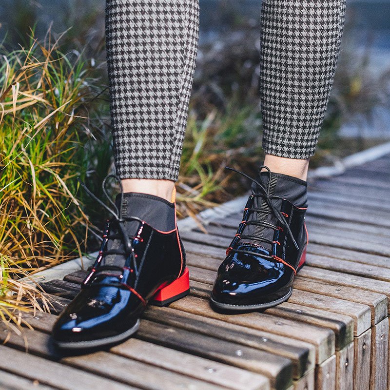 Maciejka 04744-16/00-5 Black Lace-up Boots