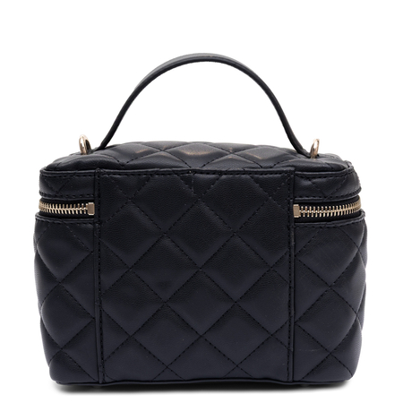 Guess Elegancka Pikowana Torebka Kuferek Na Łańcuszku Czarna HWQG2456770-BLACK