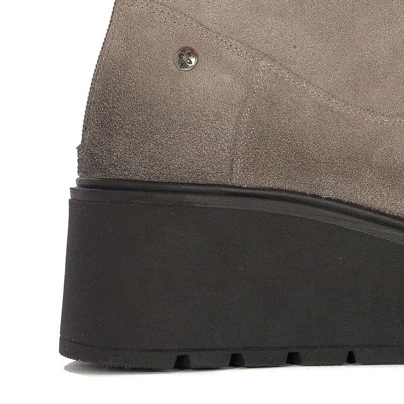 Maciejka 06246-04/00-8 Beige Boots