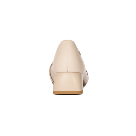 Maciejka Women's Light Beige Pumps