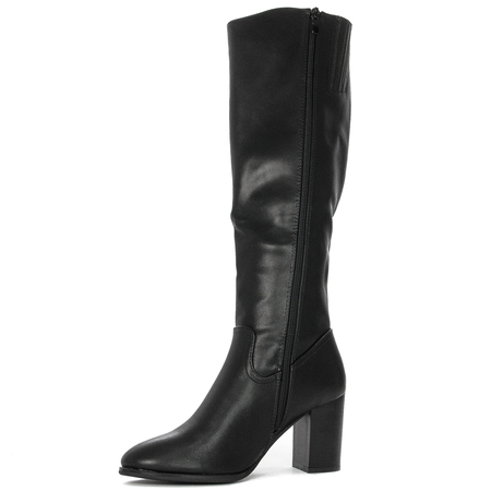 Boots Sergio Leone warmed on the post Black