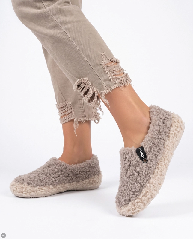 Verbenas Yecla Women's Slippers Cozy Warm Beige YECLA-CURLY-CA-BE