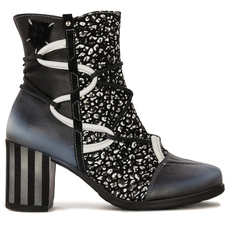 Maciejka Avant-Garde Leather Ankle Boots Block Heel Black Blue 05605-01/00-7