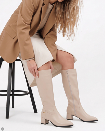 Maciejka Elegant Leather Block Heel Knee High Boots Beige A7165-04/00-7