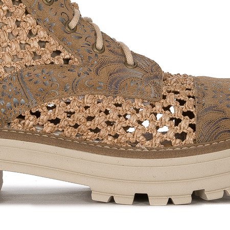 Maciejka Beige Lace-Up Boots