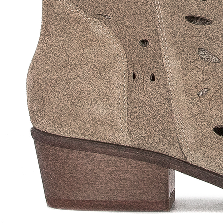 Maciejka 2875J-04/00-1 Beige Knee-High Boots