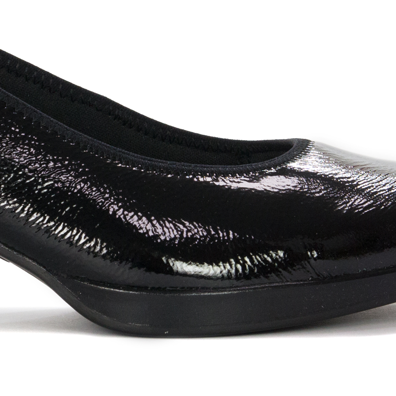 Tamaris Black Patent Pumps