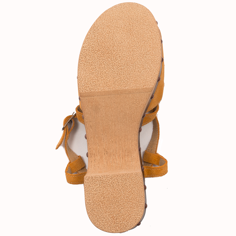 Maciejka women's Yellow velor Sandals