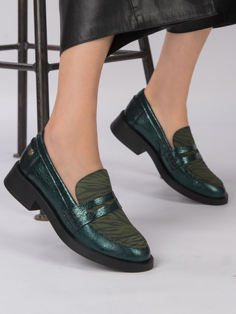 Maciejka Metallic Leather Loafers Low Heel Green 06250-09/00-1