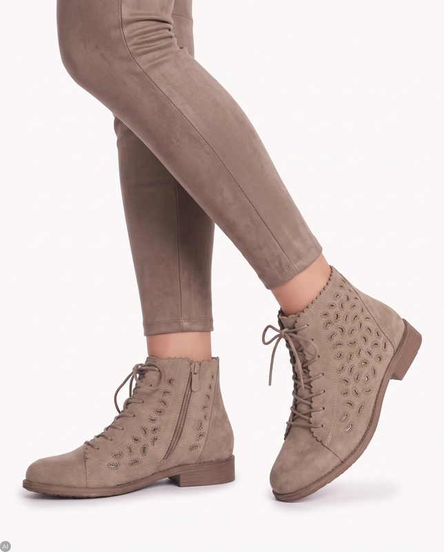 S.Barski Women's Boots Beige