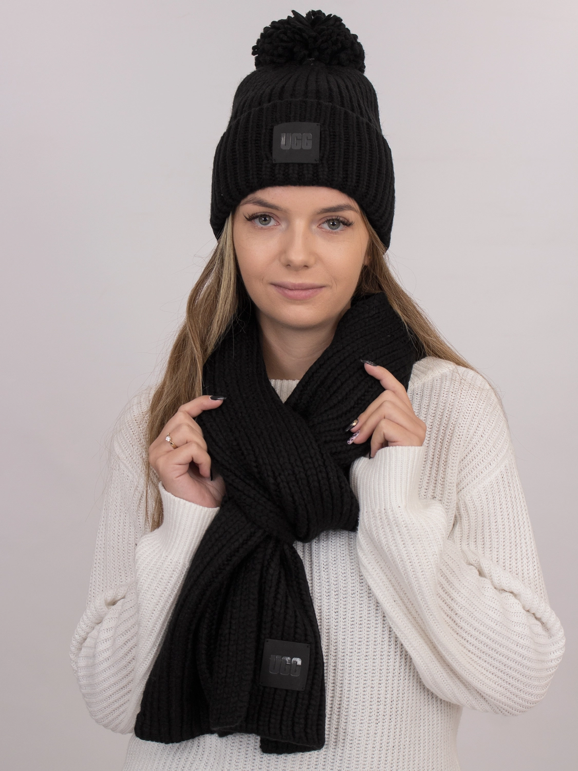 UGG Hat and Scarf Set 21883 Black - UGG - Akcesoria Odzież  display picture 3