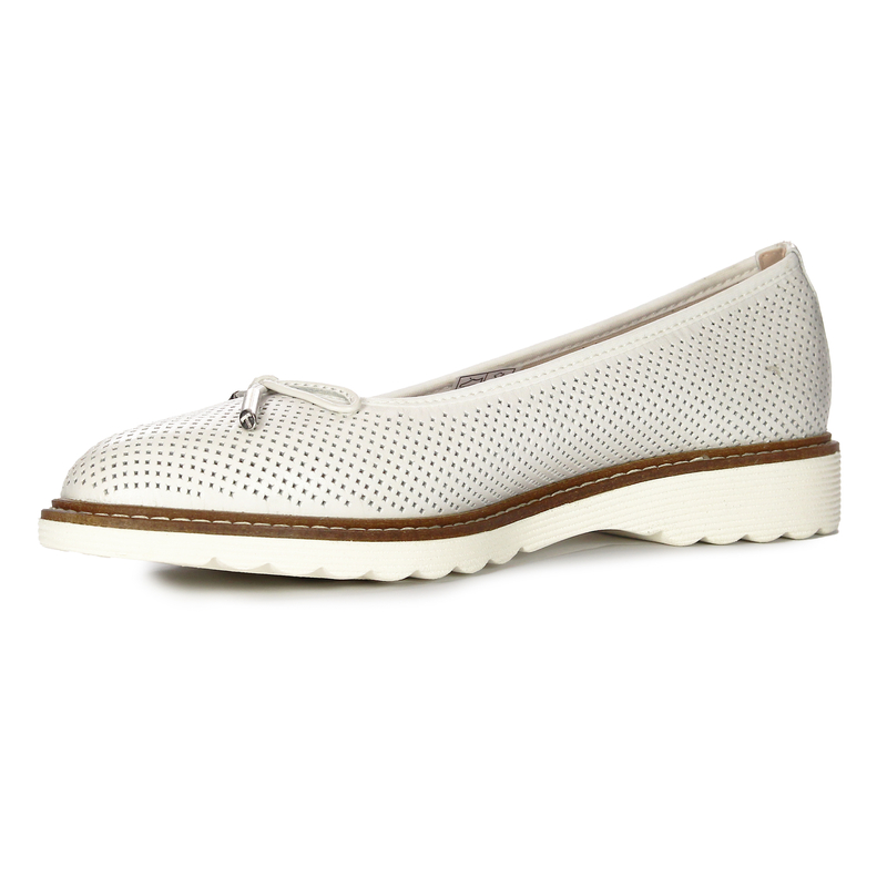 Maciejka White Leather Low Shoes