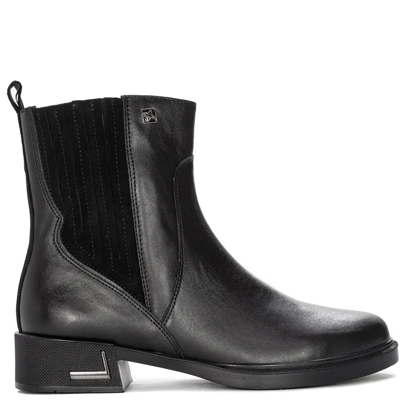 Maciejka 06221-01/00-8 Black Leather Boots