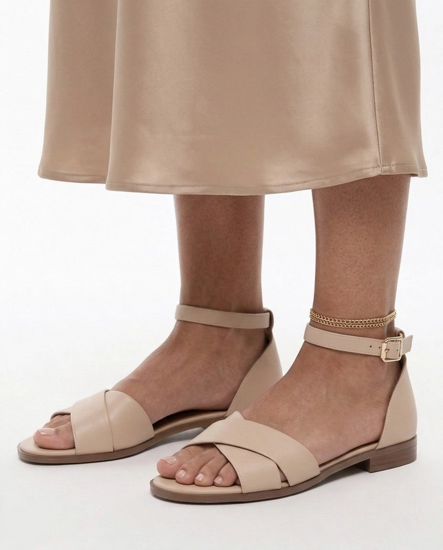Maciejka Leather Minimalist Sandals Low Heel Beige K7459-04/00-1